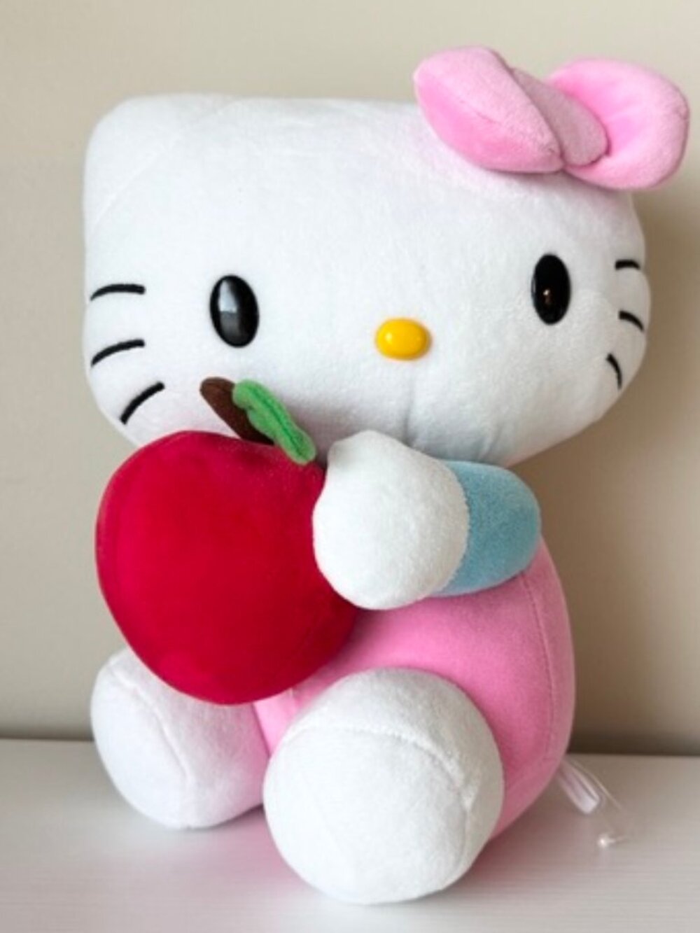 Hello Kitty Plush Toy Holding Apple Pink Overalls + Bow 9" (or 3 apples) Tall